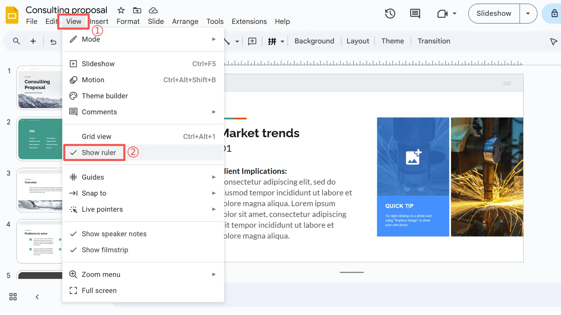 Utilisation de la règle dans Google Slides pour créer un retrait suspendu, en commençant par activer la règle.