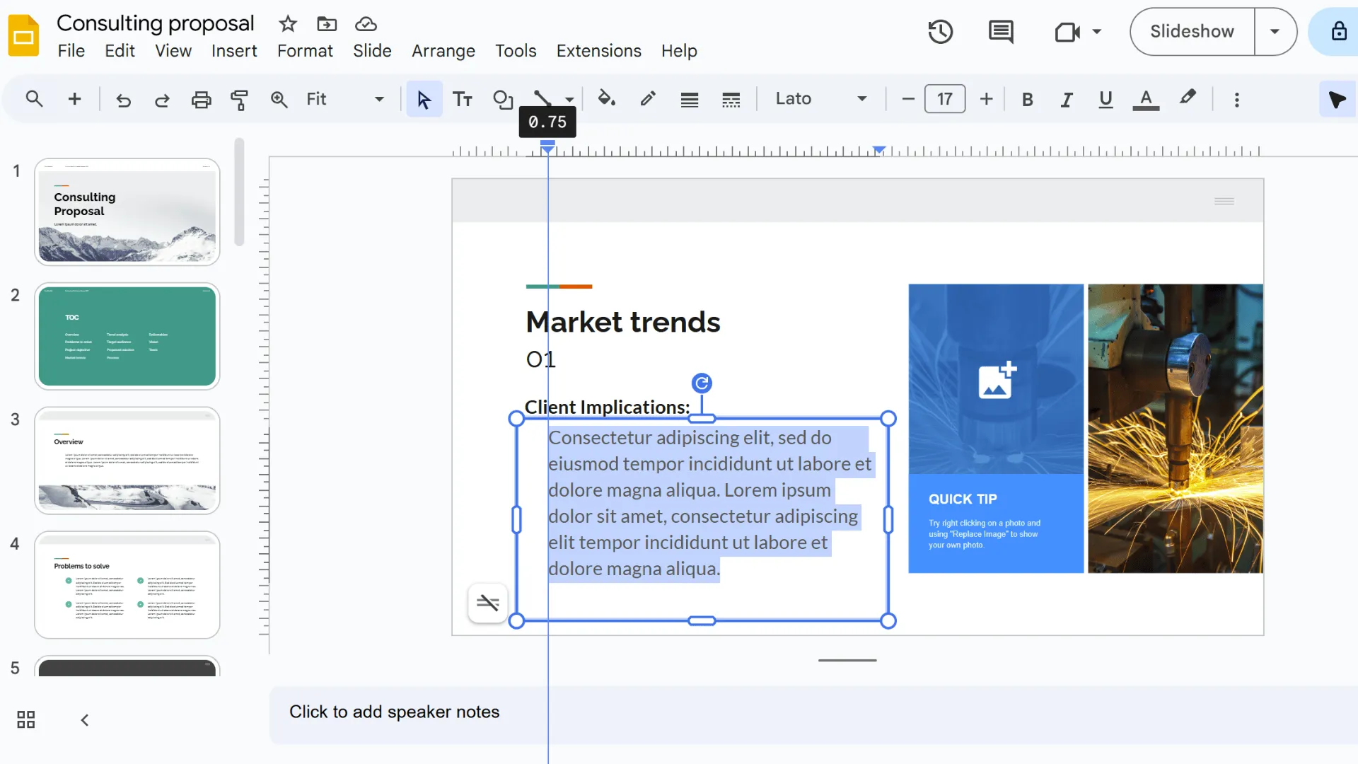 Ajustement des marqueurs de retrait gauche et de première ligne dans Google Slides pour créer un retrait suspendu.