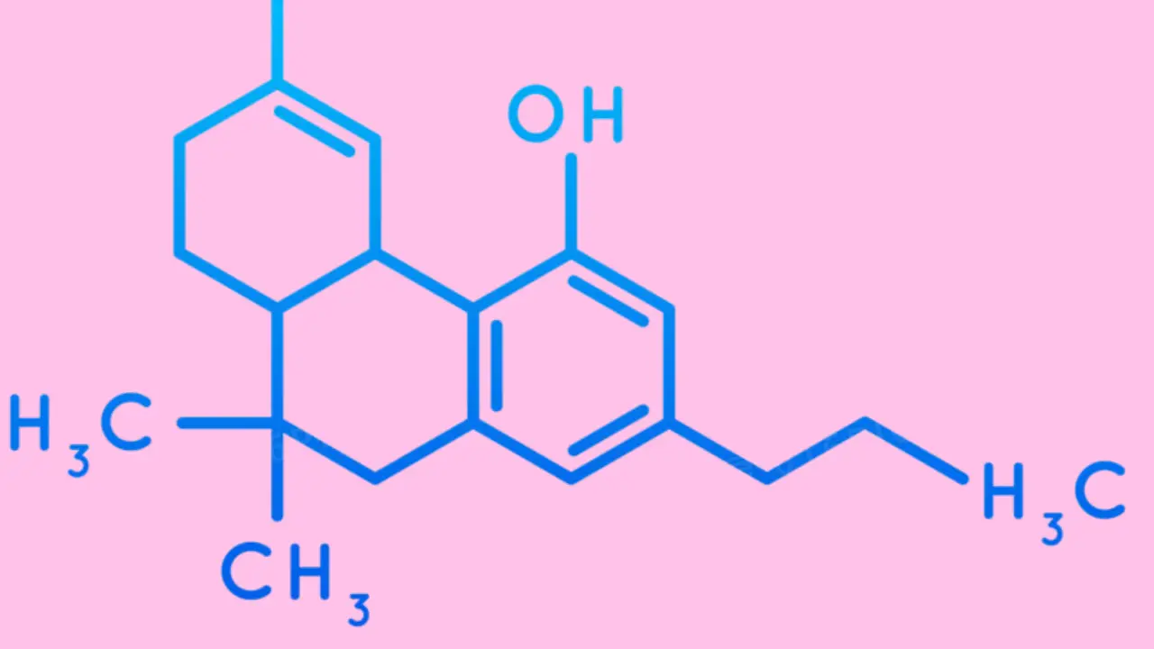 En química, los átomos se consideran vértices y los enlaces químicos se consideran aristas.