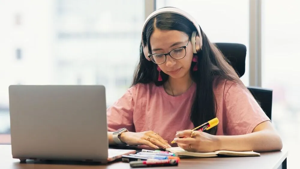 utiliser les podcasts pour apprendre et réviser